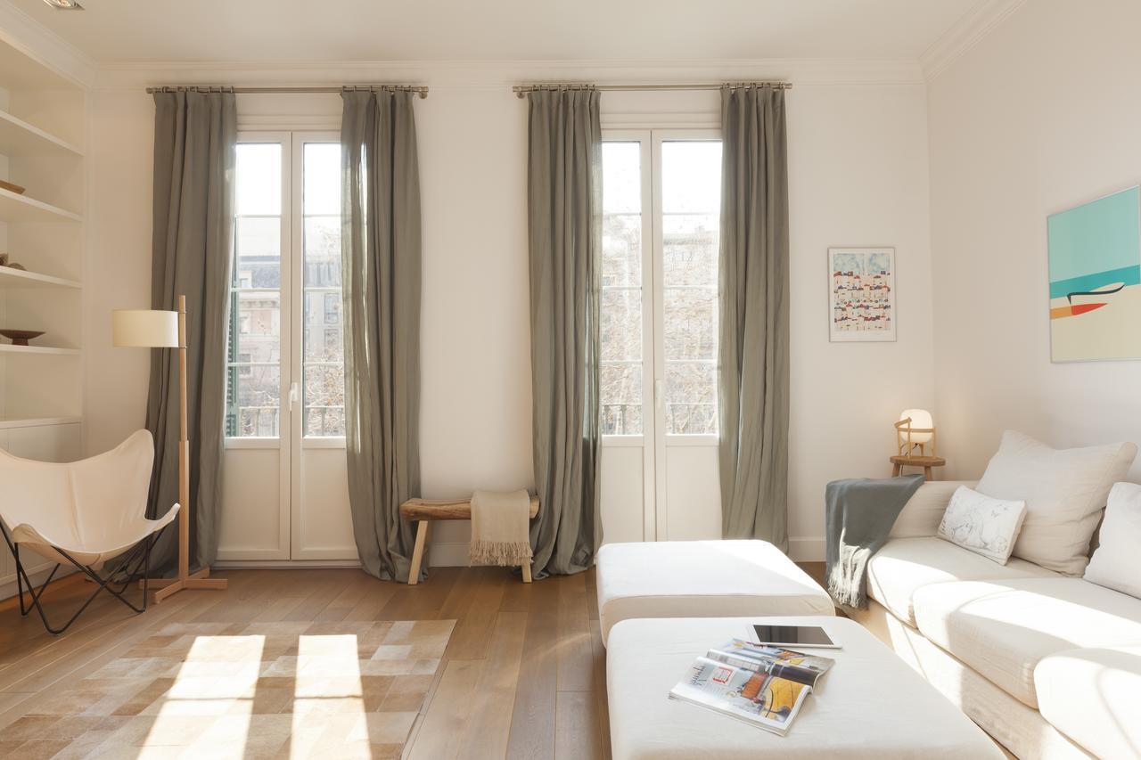 Ferienwohnung Click&Flat Luxury Sant Joan Barcelona Exterior foto