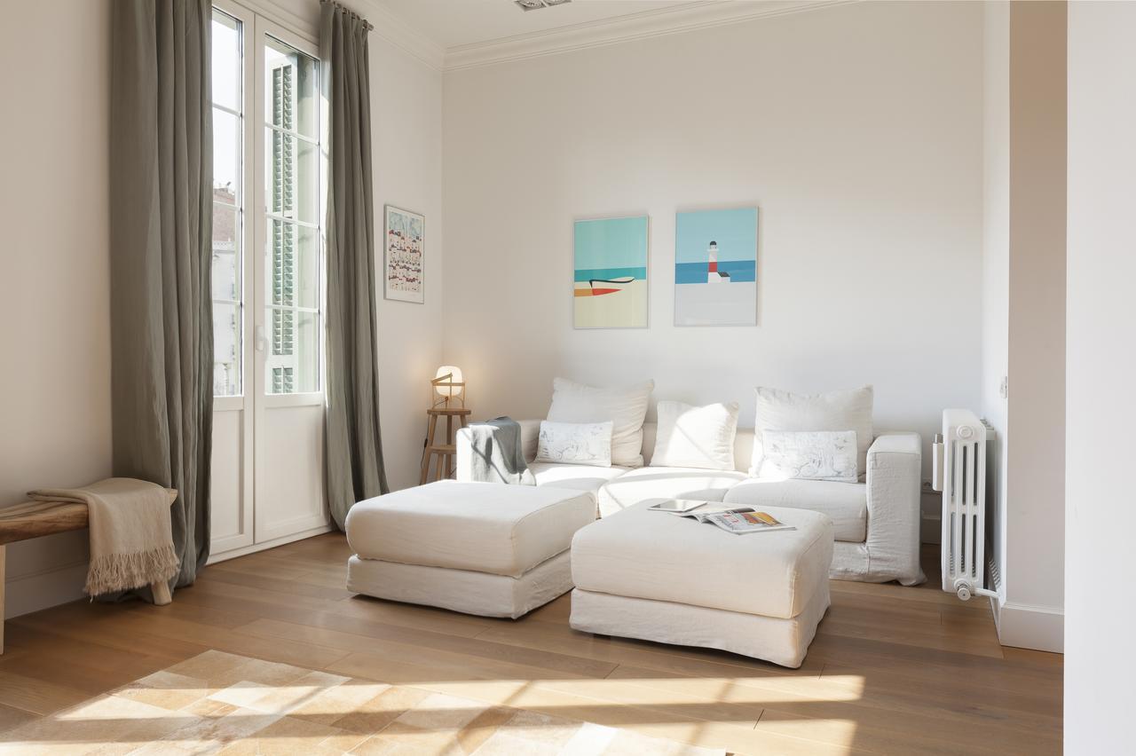 Ferienwohnung Click&Flat Luxury Sant Joan Barcelona Exterior foto